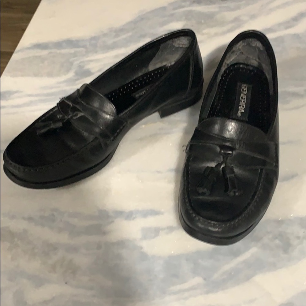Men’s dress shoes